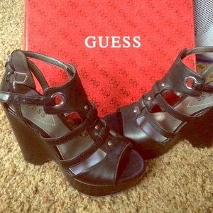 Guess sandals
